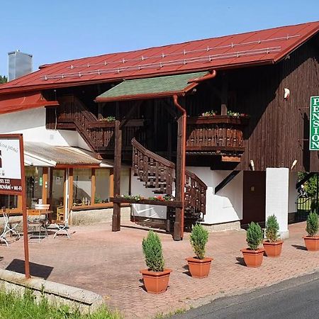 Penzion U Dvou Panu Pernink Bagian luar foto